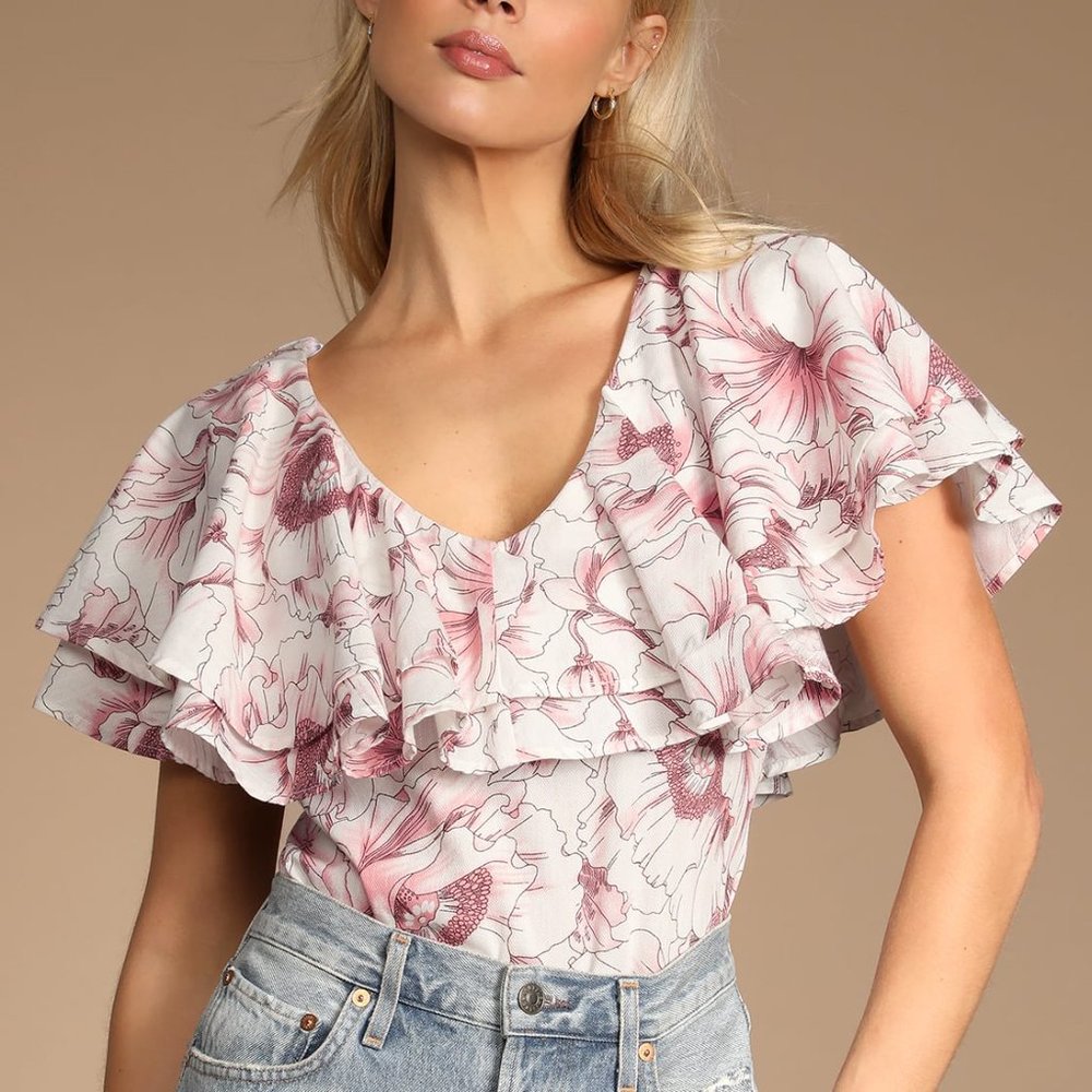 NWT Lulu's Lovely Style White Floral Print Ruffled Short Sleeve Bodysuit